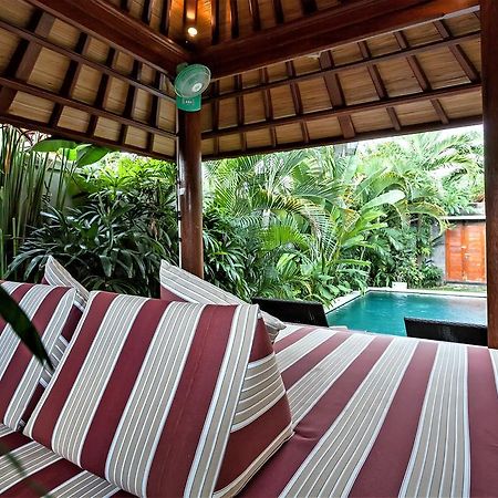 Rumah Indah Villa Seminyak Kültér fotó