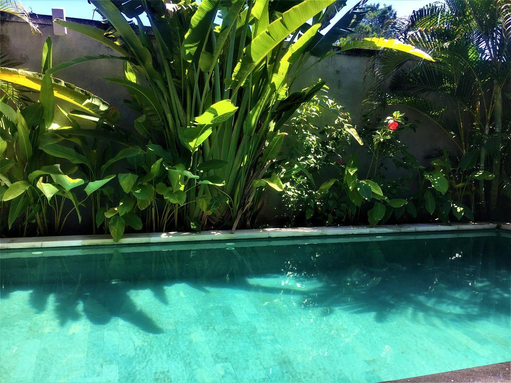 Rumah Indah Villa Seminyak Szoba fotó