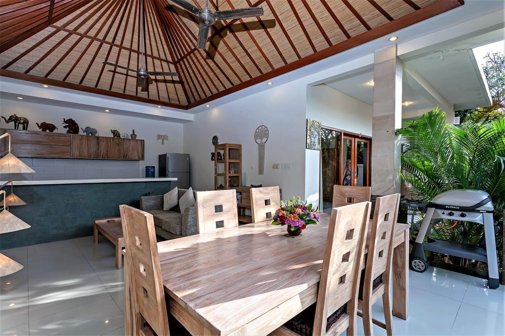 Rumah Indah Villa Seminyak Kültér fotó